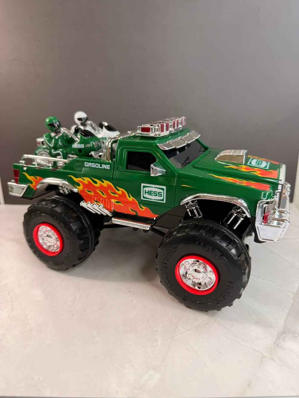 NIB 2007 Hess Monster Truck 2 Motorcycles Sounds Lights Model C46 TESTED